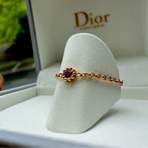 Dior fine jewelry - mimirose ruby ring